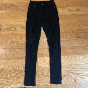 B.O.B. Black Distressed Skinny Jeans; Size: 3/4